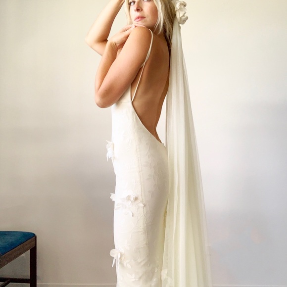 IN BLOOM bridal gown - Picture 10 of 10